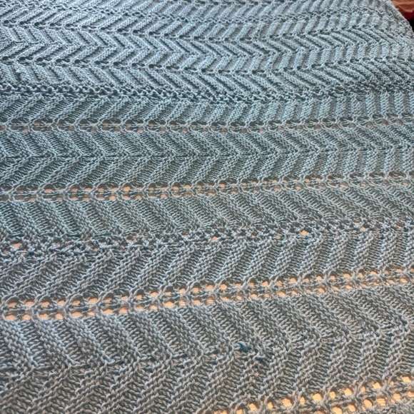 Handknit Light Blue Knit Full Double Bedspread - Picture 4 of 9
